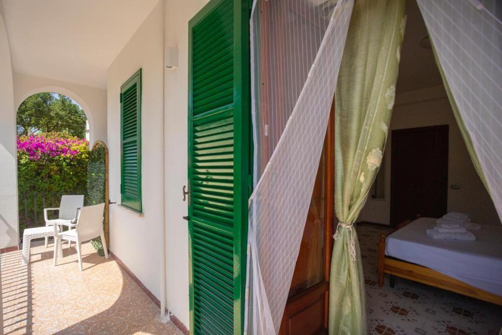 Villa Rosa Rooms イスキア島 エクステリア 写真